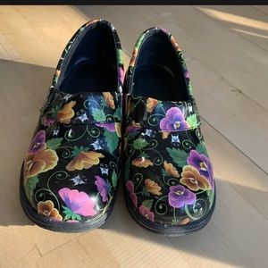 Laforst Black floral clogs